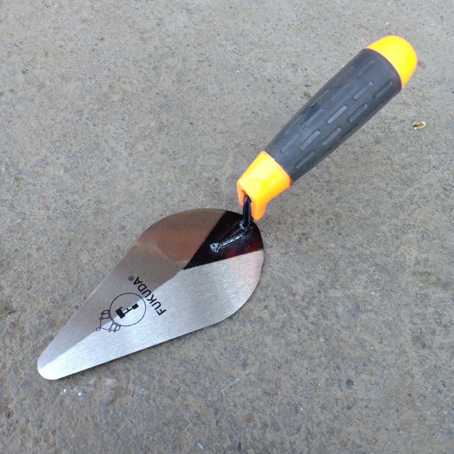 FUKUDA sendok tembok semen lancip 6 inch