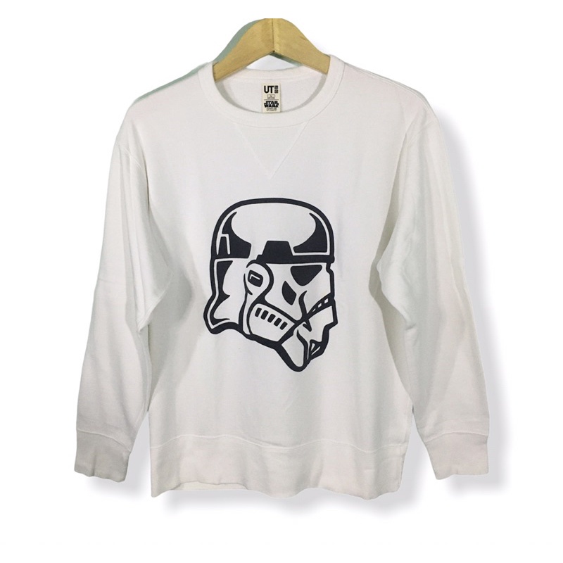 UNIQLO CREWNECK STARWARS