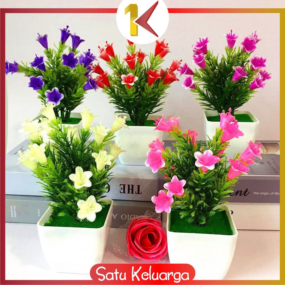 SK-C83-87 Ornamen Pot Bonsai Dekorasi Rumah / Meja Pajangan Bunga Hias Plastik Artificial Flower-17 Lily