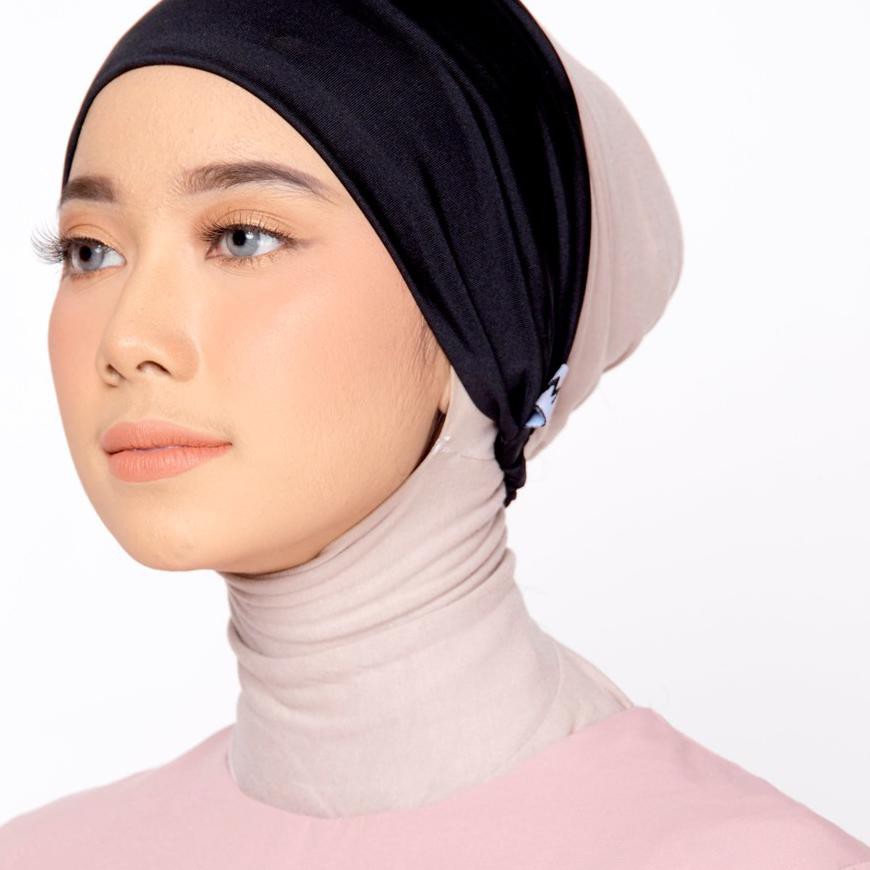 ✦ ZM Zaskia Mecca - Chia Black Bandana Ciput ►