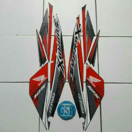 striping honda supra x fi 125 2019 hitam