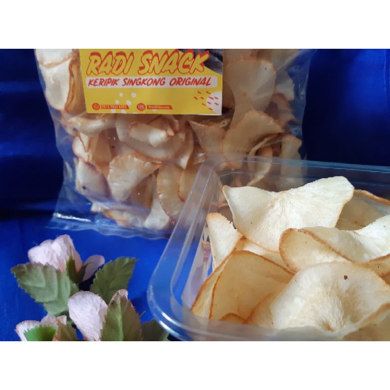 

Kripik Singkong Original "Radi Snack