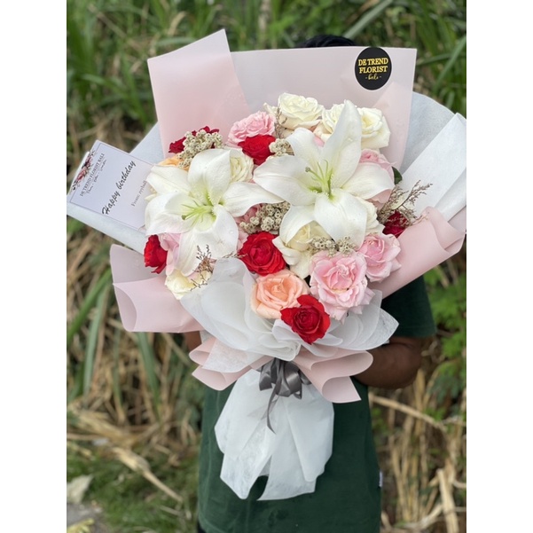 Florist Bali / Jual bunga Lily / bunga wisuda/gift bali/toko bunga bali/florist in bali/ floristbali