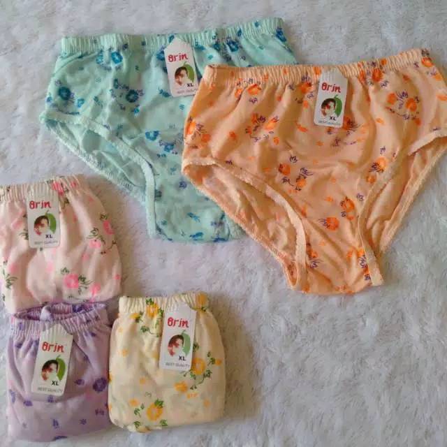 CD celana dalam wanita motif