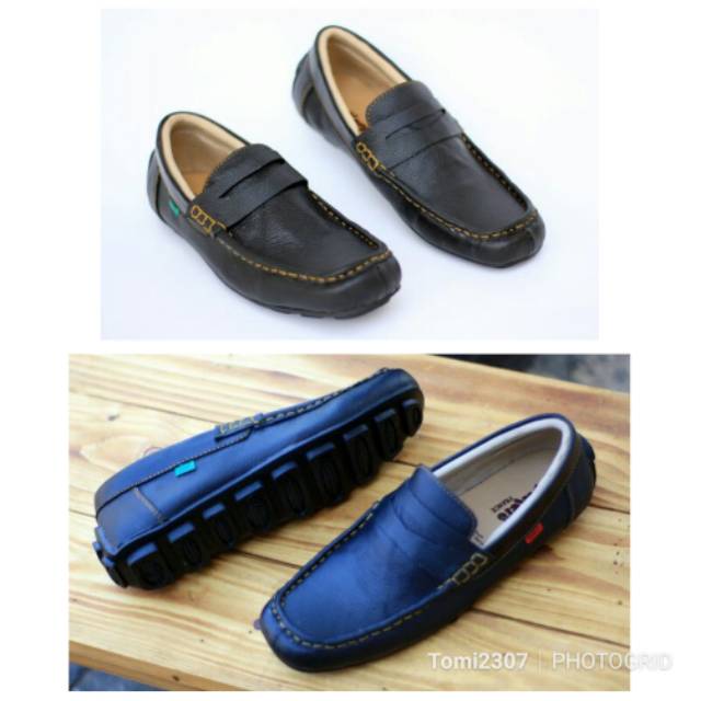 Sepatu Kickers Slip on Pria kulit