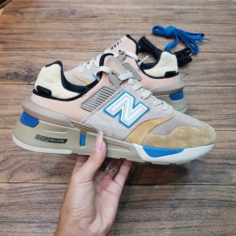 New balance 997s Dune