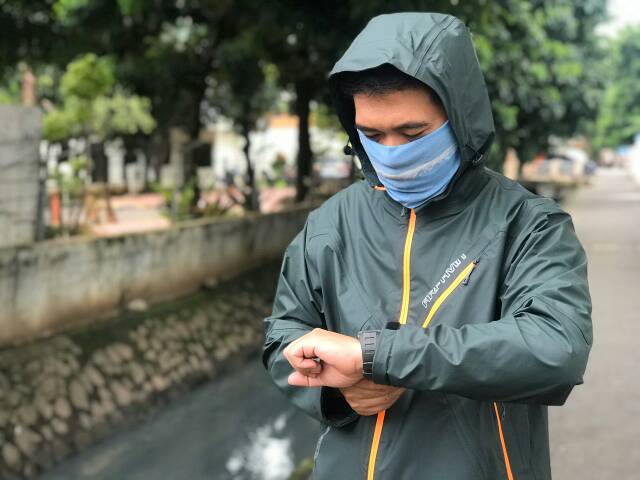 Jaket gunung outdoor arfavin waterproof windbraker breathable inner jaring