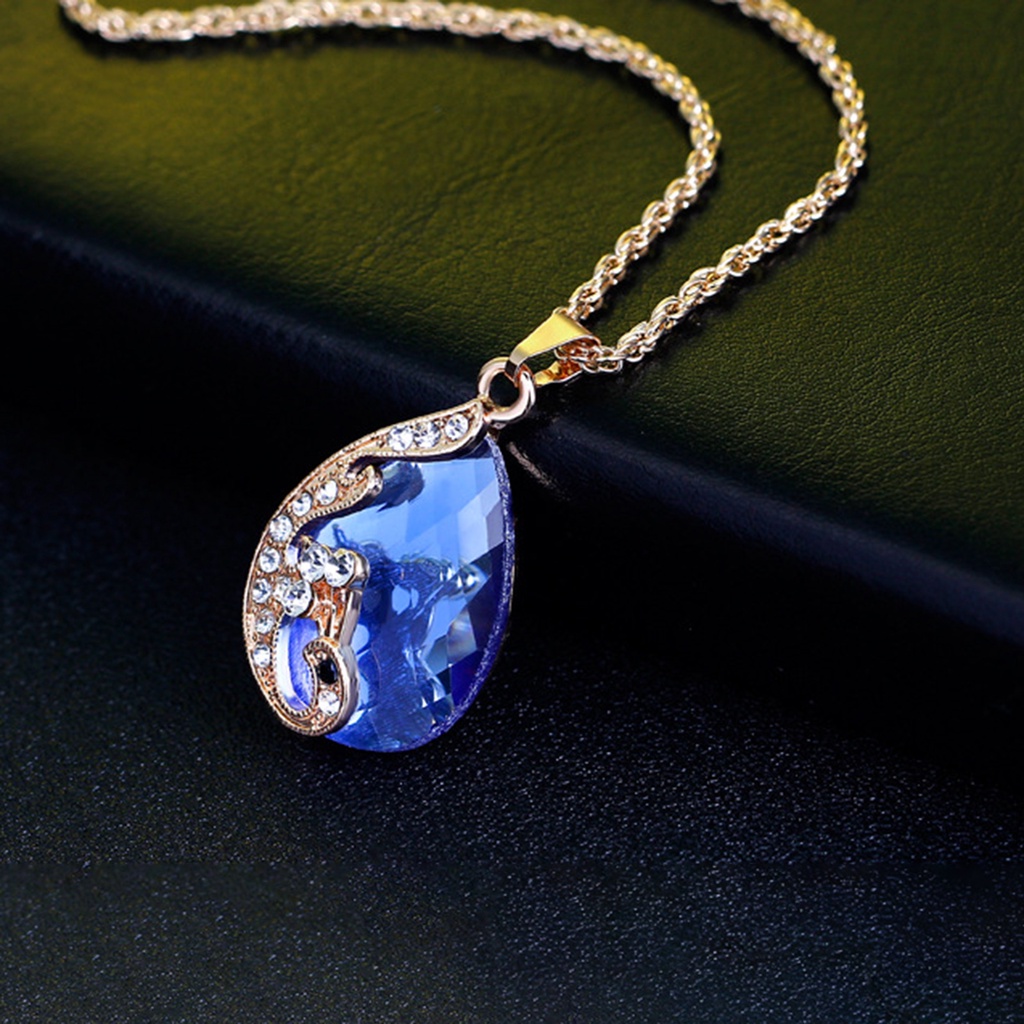 Hu Hu Hu Hu Hu Alat Bantu Pasang Kacamata♡ 1 Set Kalung Anting Cincin Bentuk Merak Bahan Alloy Aksen Berlian Imitasi Untuk Wanita