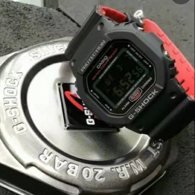 G-Shock 5600 hr