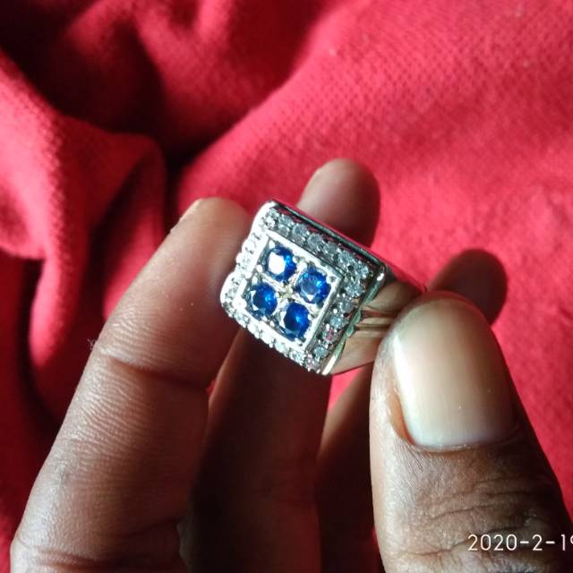 Natural blue sapphire Afrika motif tabur