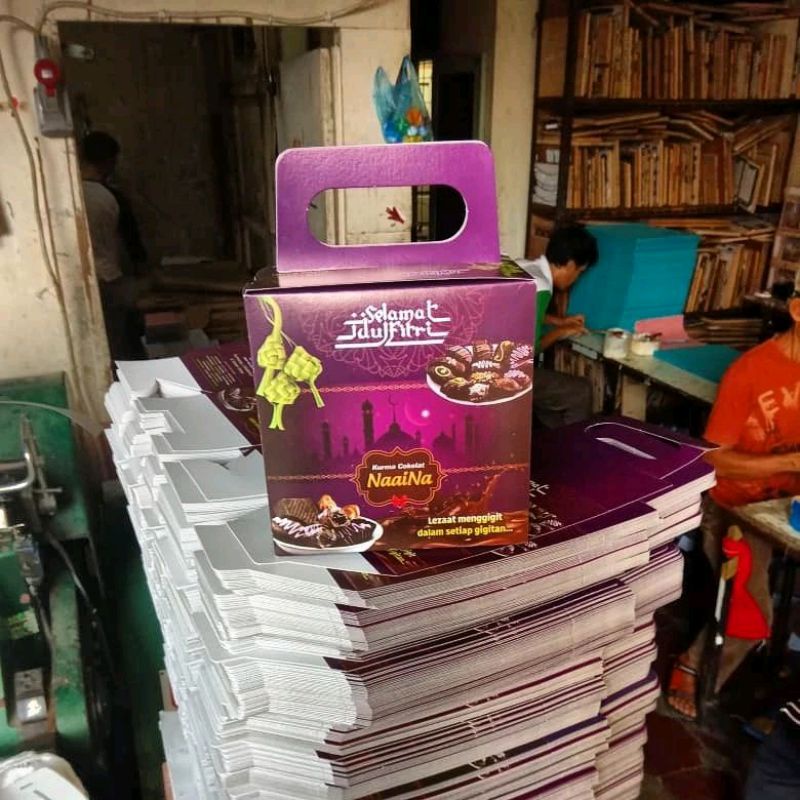 

Dus Kurcok | Kemasan Kurma | Box Kurma Coklat | Kotak Kurma