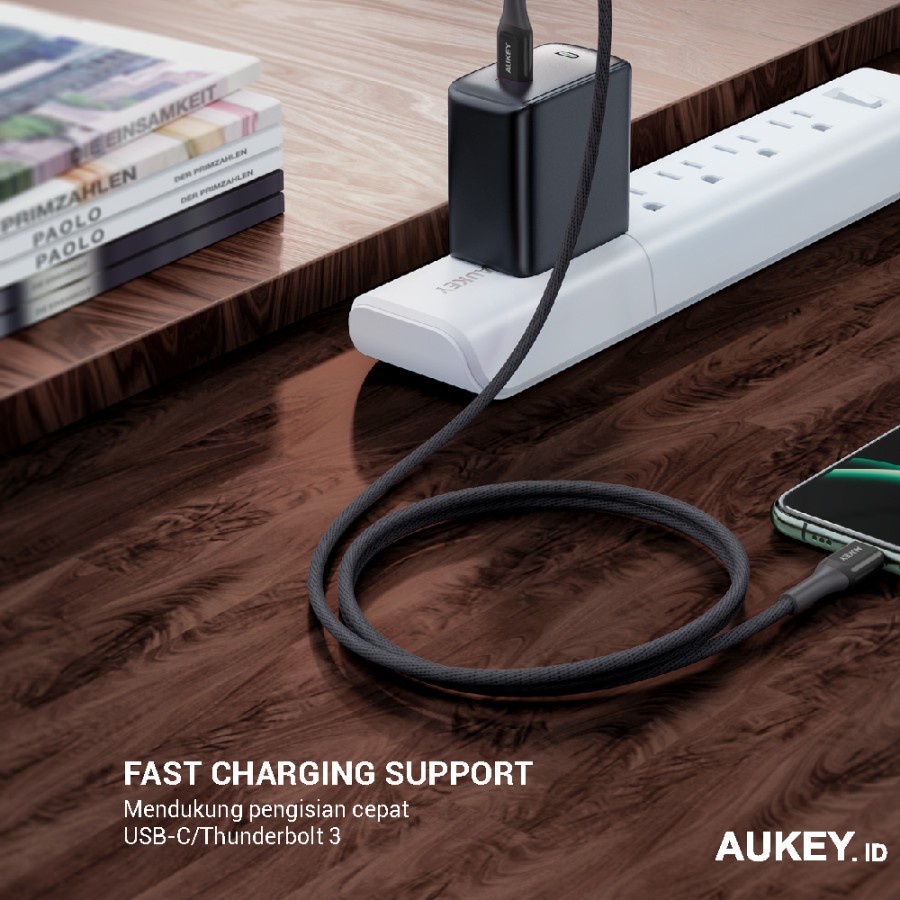 Kabel Charger Aukey CB-AKL4 Black Mfi USB C to Lightning - 500794