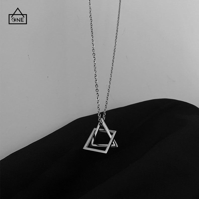 COD❤Kalung Liontin Bentuk Segitiga Geometris Kalung Baja Titanium Gaya Hip Hop Unisex A one