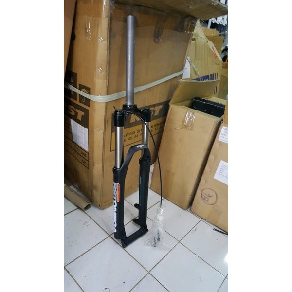 NEW Fork 26 RST OMEGA travel 140 REMOTE LOCK