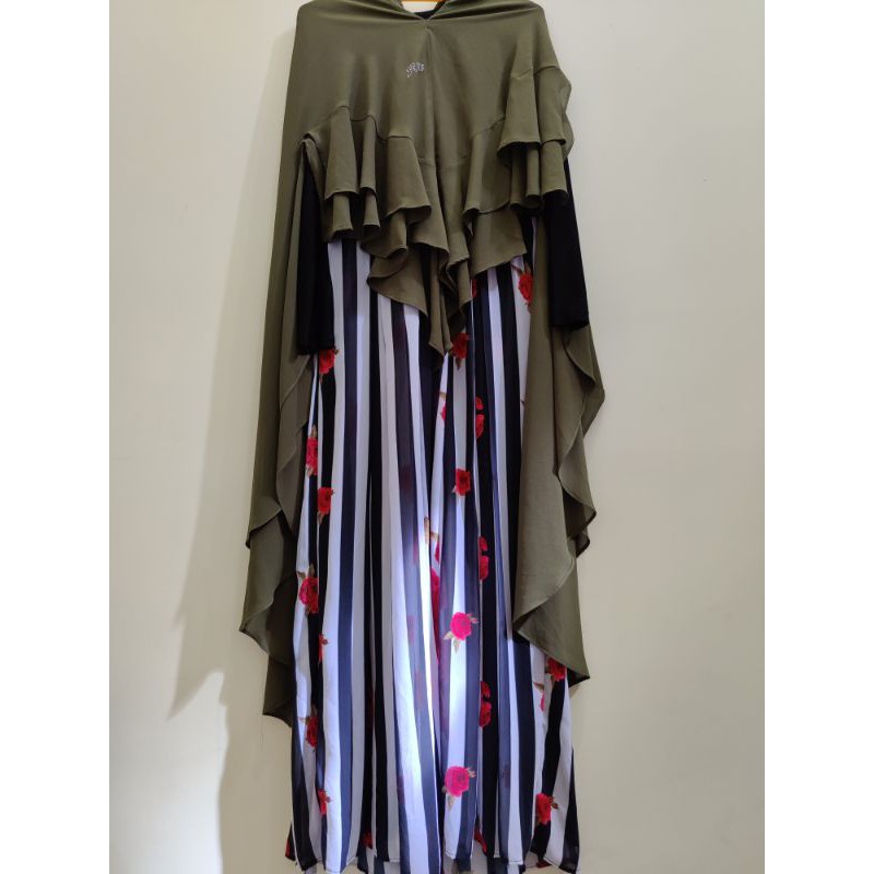 RITZ_SYARI (PRELOVED) Set + khimar rdk
