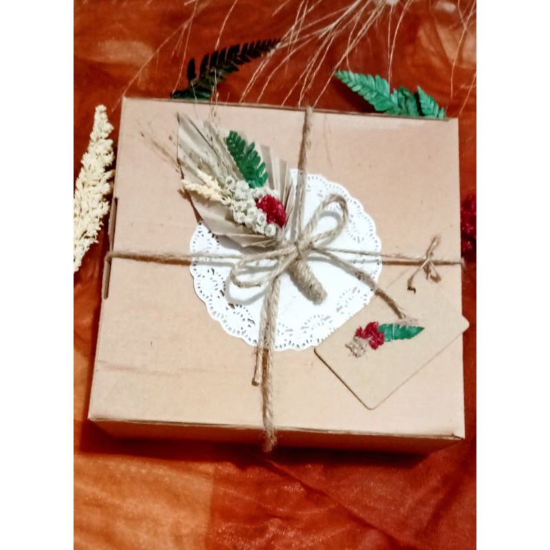 

box hampers/kotak hampers/kotak hampers hadiah