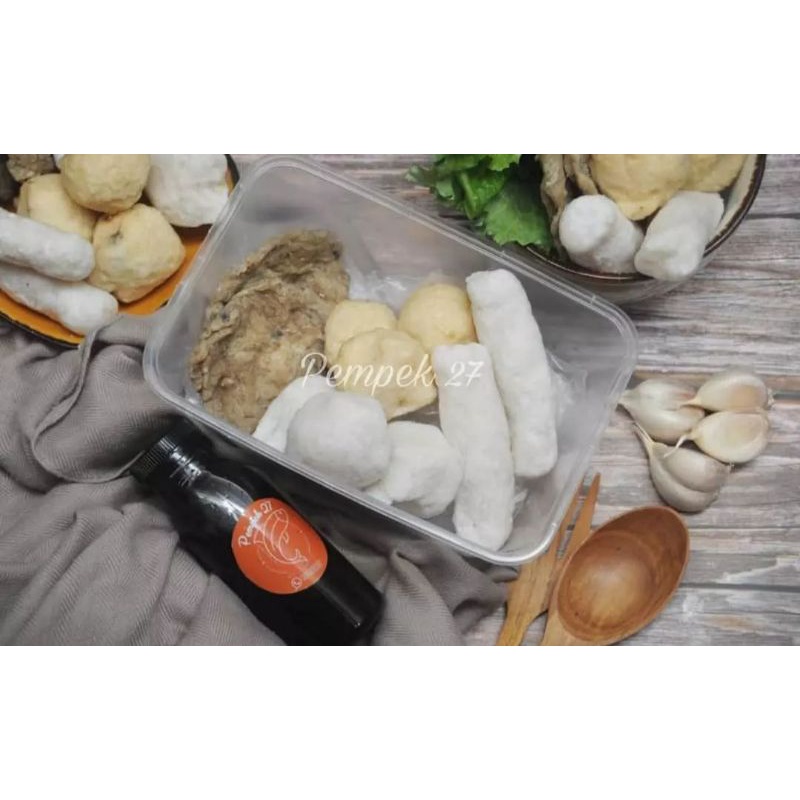 

Pempek 27 paket C