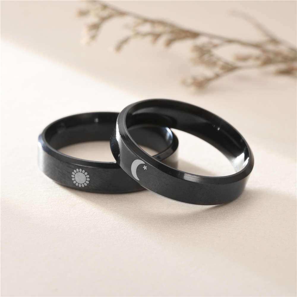 [Fashion Simple Moon Sun Couple Black Stainless Steel Rings for Lover] [ Trendy Lovers Wide Sun Moon Love Rings][ Lovely Gifts For Girl Friends BoyFriends Valentine's Day Gifts]