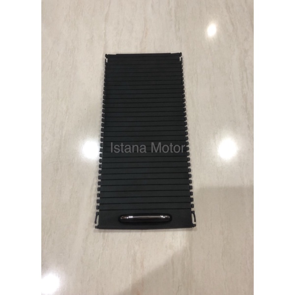 Krey roller blind mercy mercedes benz w204 w212 Murah
