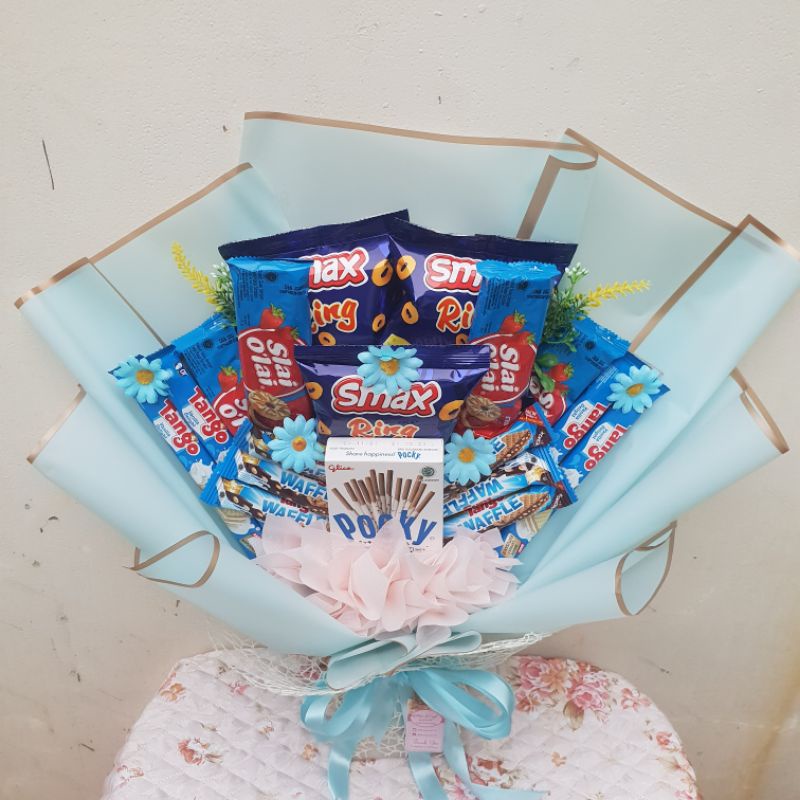 

Buket Snack +hiasan/buket ultah/buket wisuda/buket snack murah