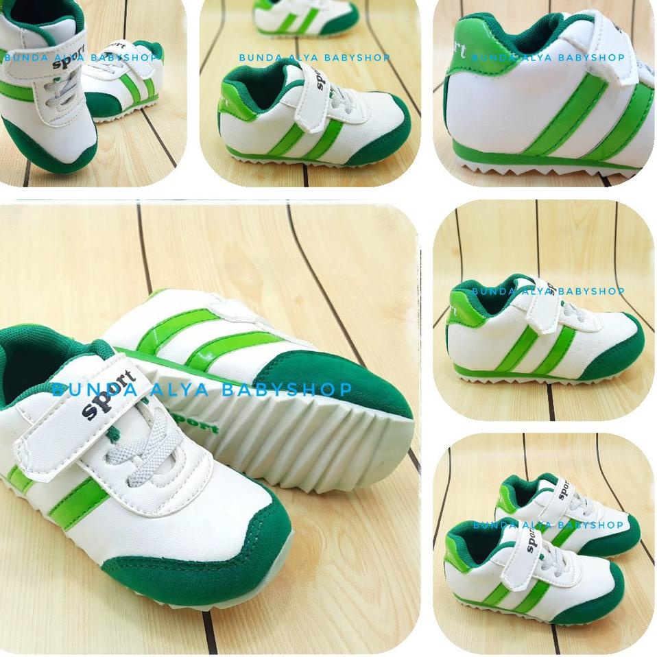 Sepatu Anak Laki Usia 1 2 3 4 Tahun Sport PUTIH HIJAU Size 22 - 30 - Sepatu Anak Cowok Sneakers SALE