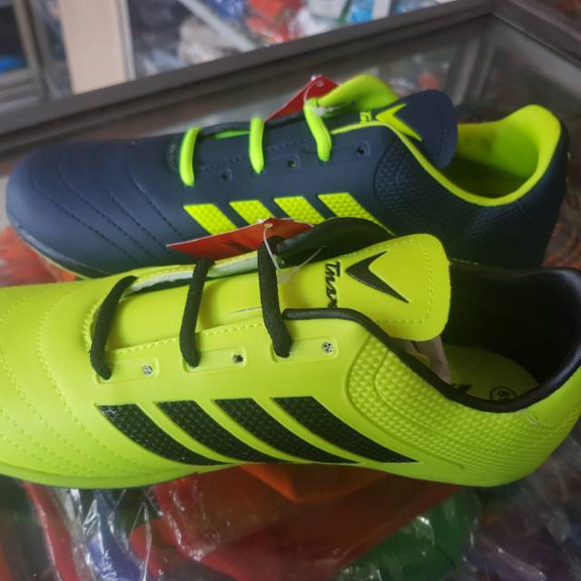 Sepatu Futsal Tmax Barca FL