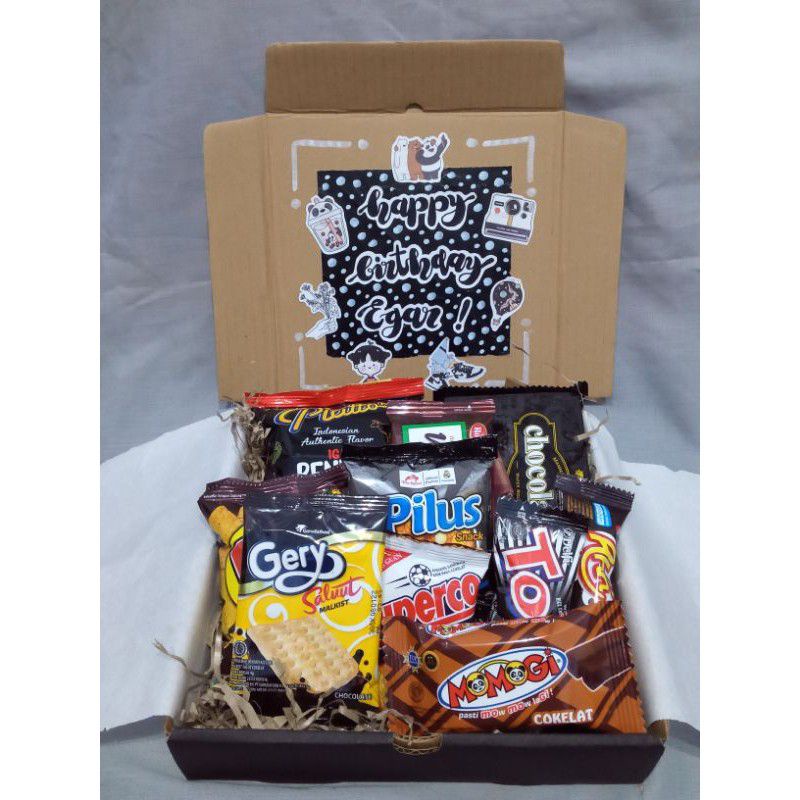 

hampers/kado/ hadiah makanan/cemilan murah