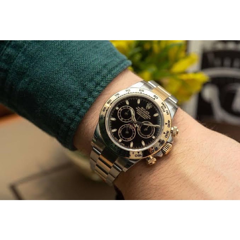 JAM TANGAN PRIA ROLEX DAYTONA AUTOMATIC MESIN SWISS DIAL BLACK RANTAI COMBI GOLD