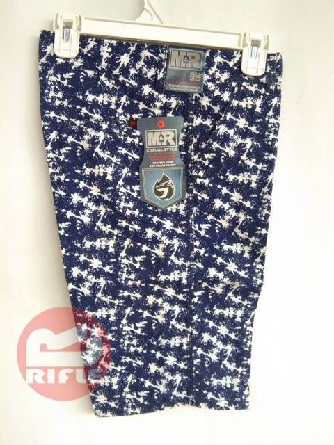 Celana Pendek Pria kualitas Distro Motif Bahan Katun Halus Size 27-38