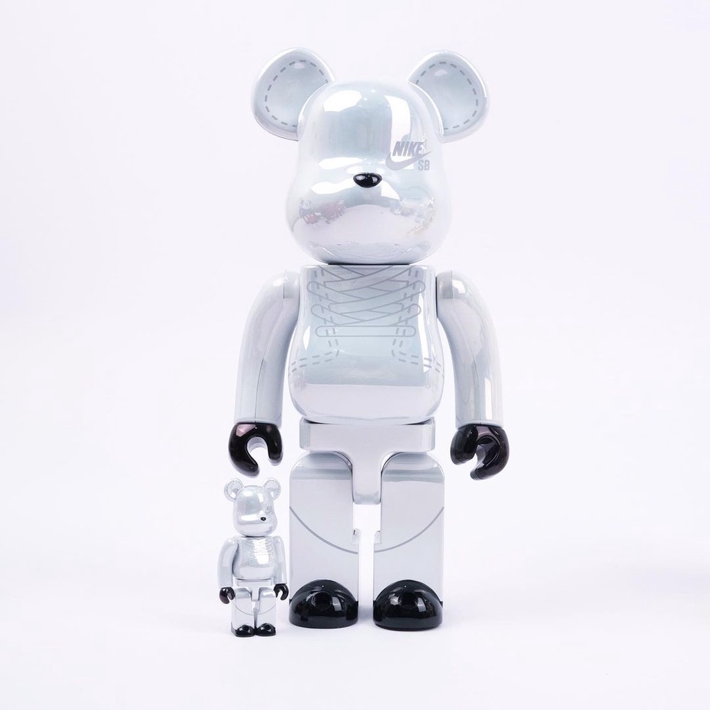 Bearbrick Nike SB White 400% Set