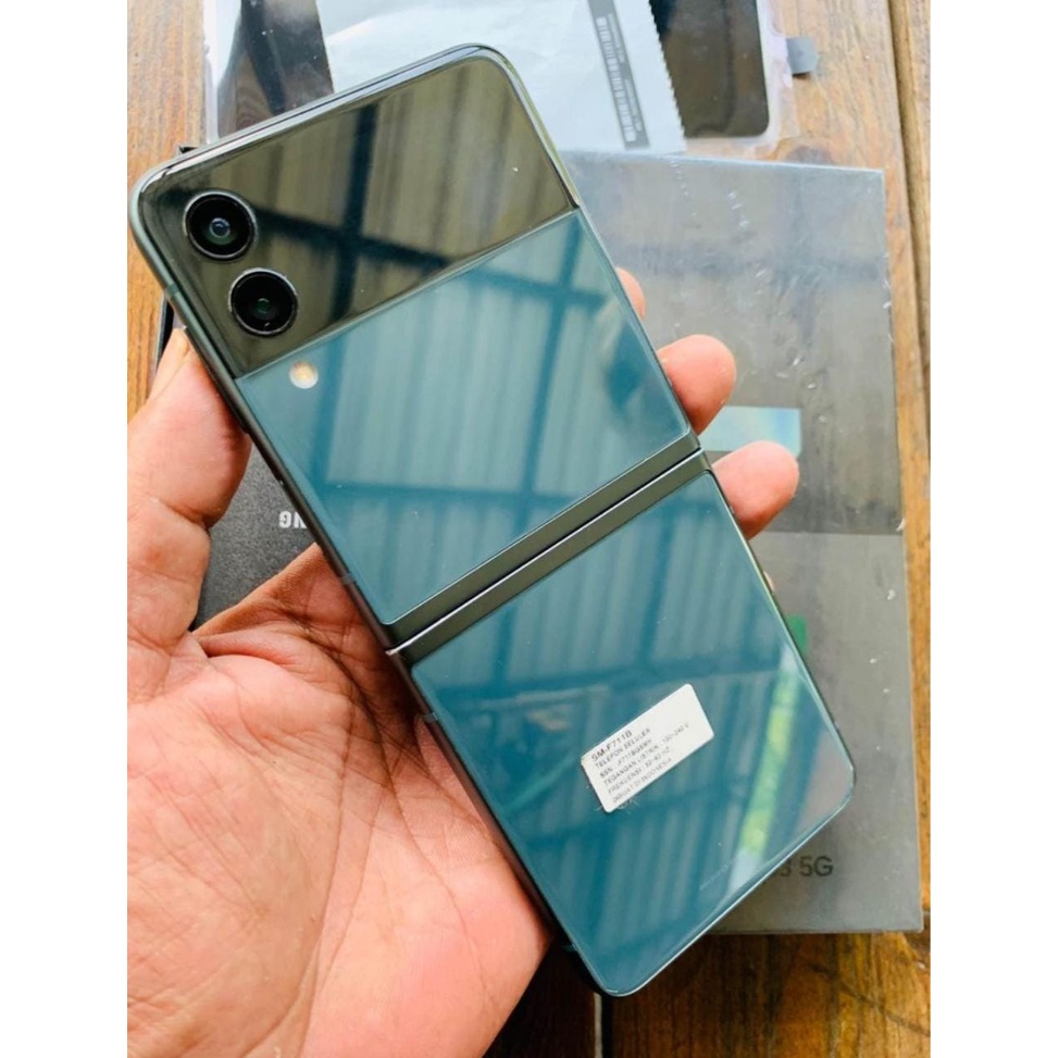 SAMSUNG GALAXY Z FLIP3