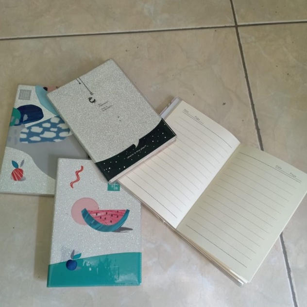 

NOTEBOOK DIARY AGENDA BUKU CATATAN BERGARIS