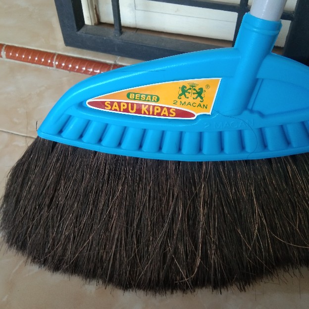 Sapu Ijuk Kipas Hitam 2 Macan