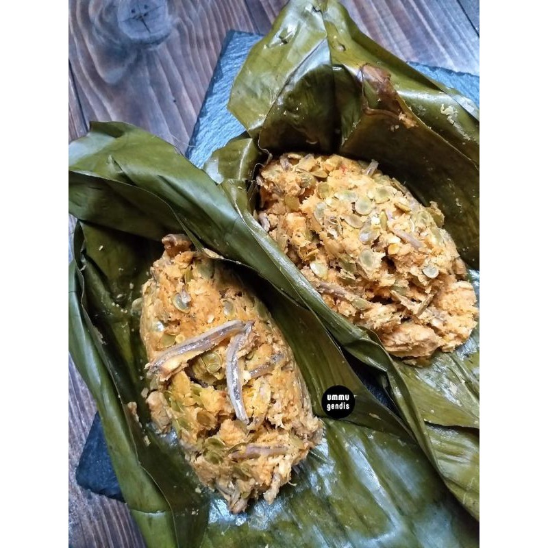 

Botok (isi 2 bungkus) Frozen food
