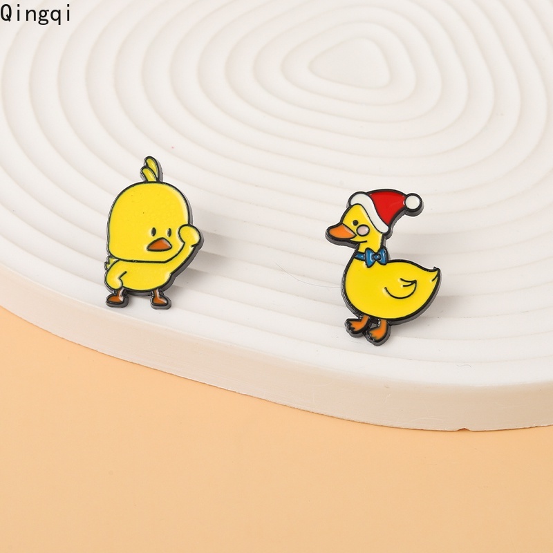 Bros Pin Enamel Desain Kartun Hewan Bebek Kuning Untuk Anak