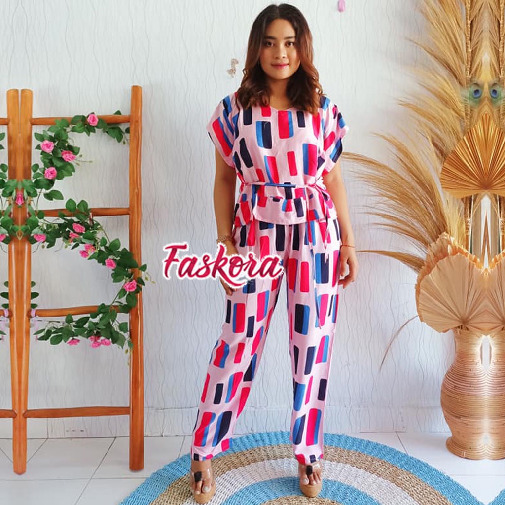 Piyama Rayon Jumbo Lengan Pendek One Set Wanita Kekinian Remaja Pajamas Polos Kombinasi Auristela-Balok Pink