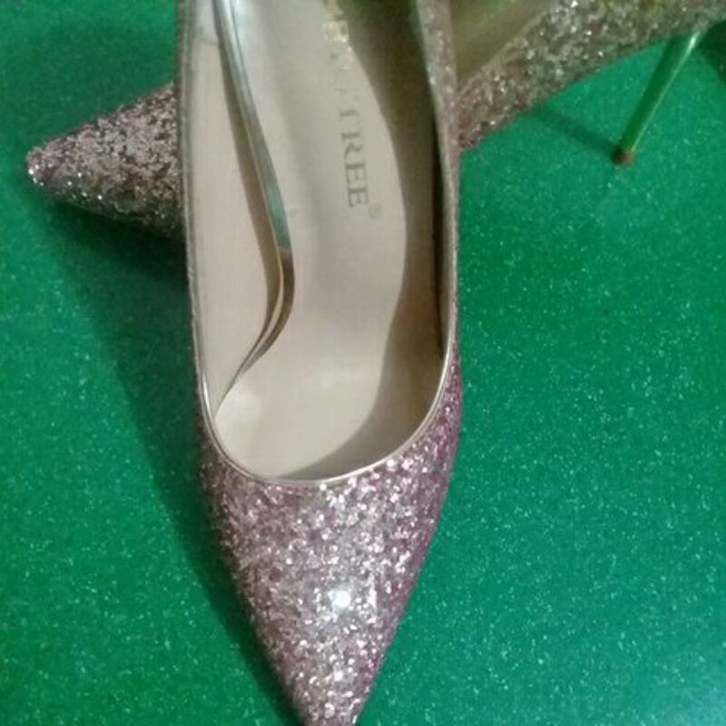 PL pribadi high heels