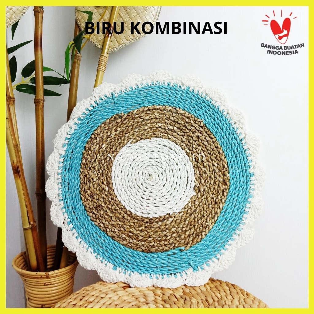 PLACEMAT SEAGRASS ENCENG PELEPAH  DIAMETER 38 CM MOTIF RENDA