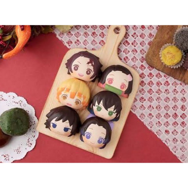 

Kimetsu no Yaiba Fuka Fuka Squeeze Bread - Shinobu Kocho