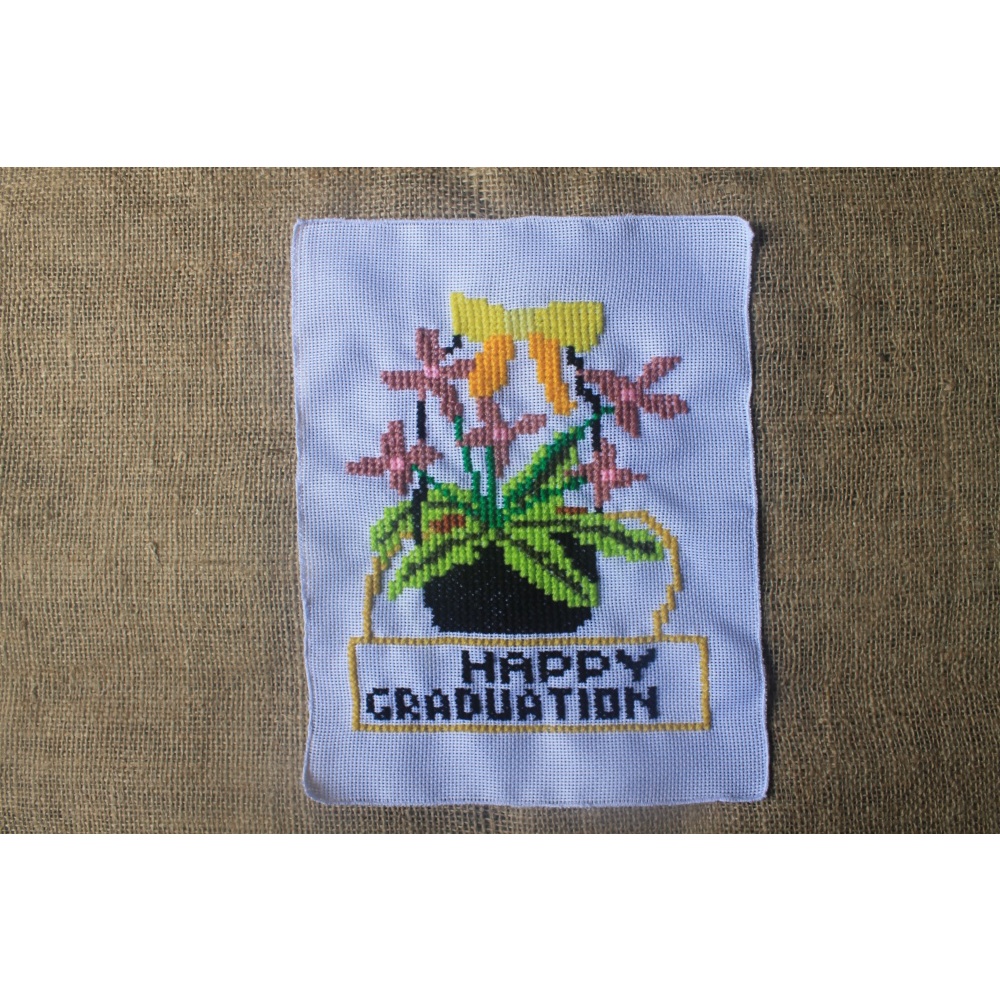 KRISTIK JADI HAPPY GRADUATION BUNGA 3 / KRISTIK JADI /KADO WISUDA / KARTU UCAPAN/HADIAH UNIK/HAND MA