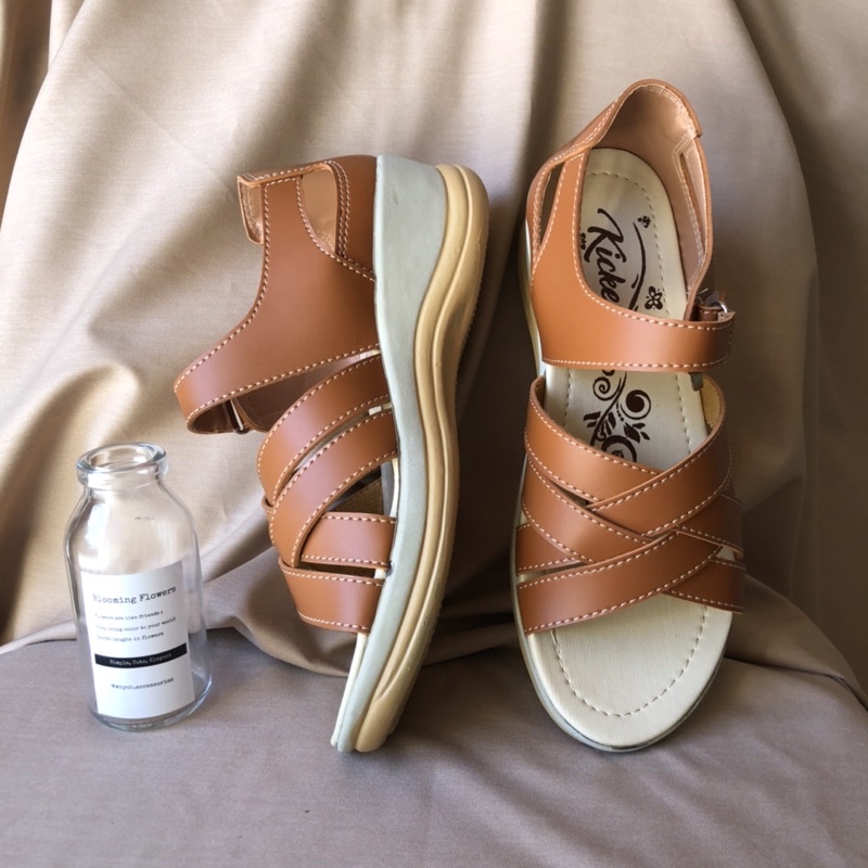 Sandal slop wedges kokop polos tinggi 5cm fashion wanita cantik casual variasi tali silang perekat back strap sol karet anti slip SLOP KAMPUS 6