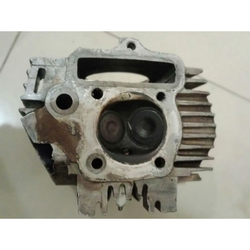 head c series grand Supra klep 28 / 24