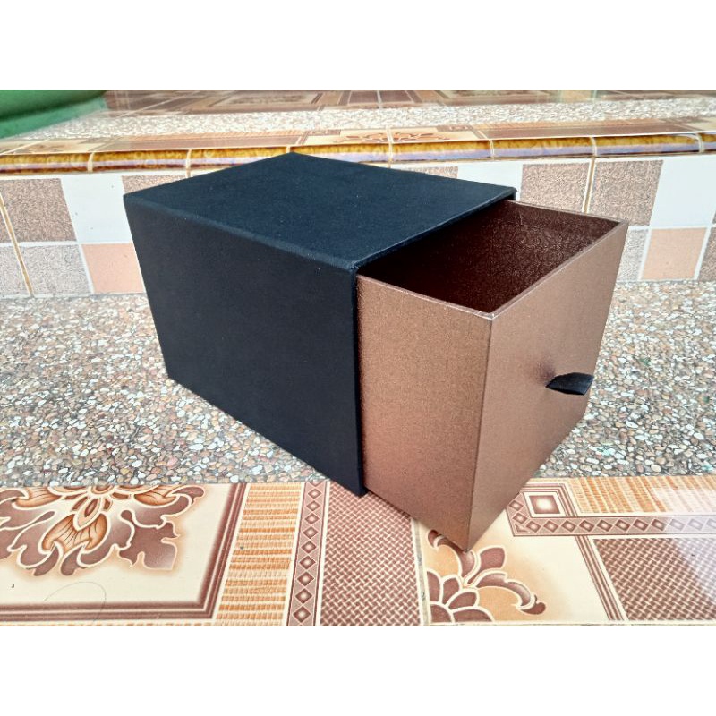 

Sliding Box Tipe Laci