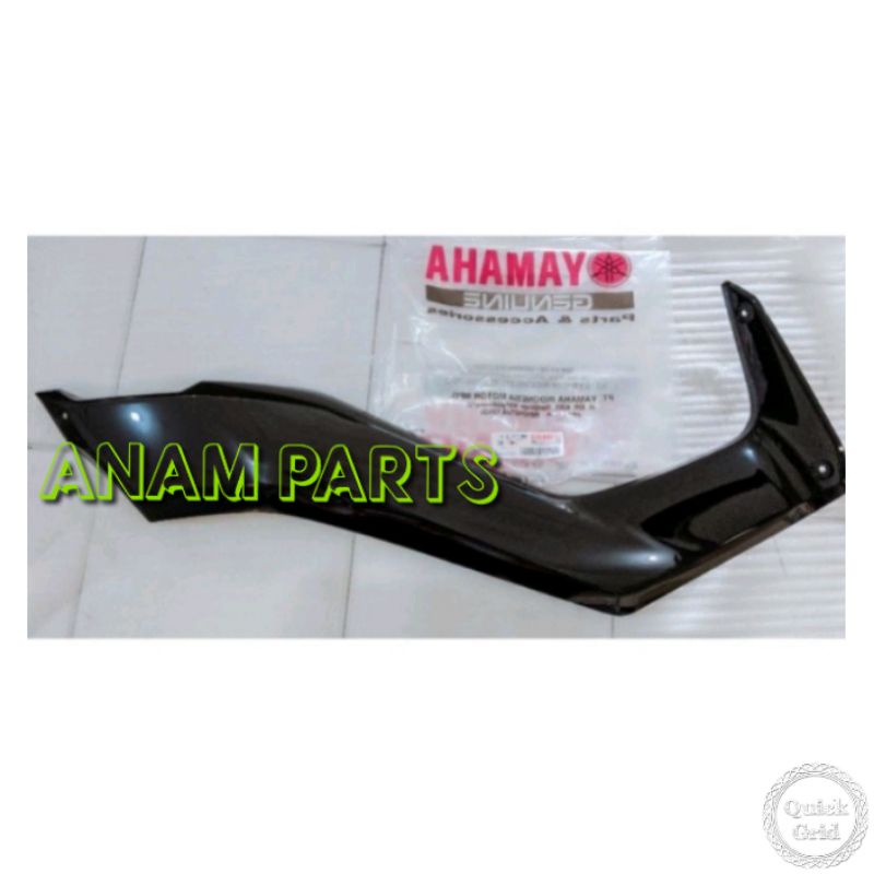 COVER TENGAH DELTABOX KANAN NEW NMAX HITAM ORIGINAL YAMAHA