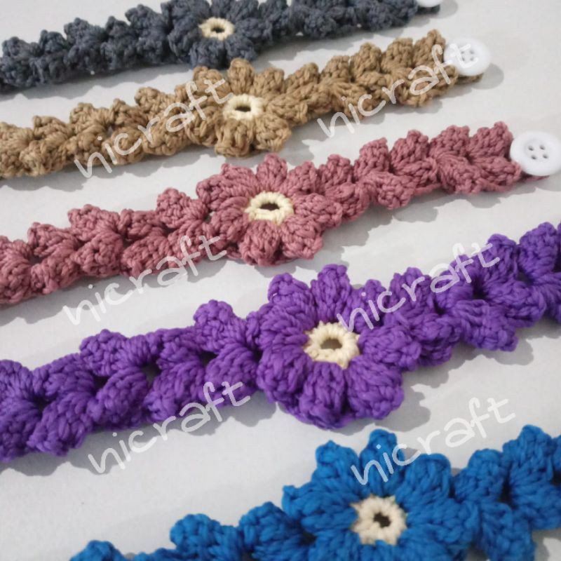 Konektor masker rajut motif bunga. SEBELUM ORDER BACA DESKRIPSI TERLEBIH DAHULU YA