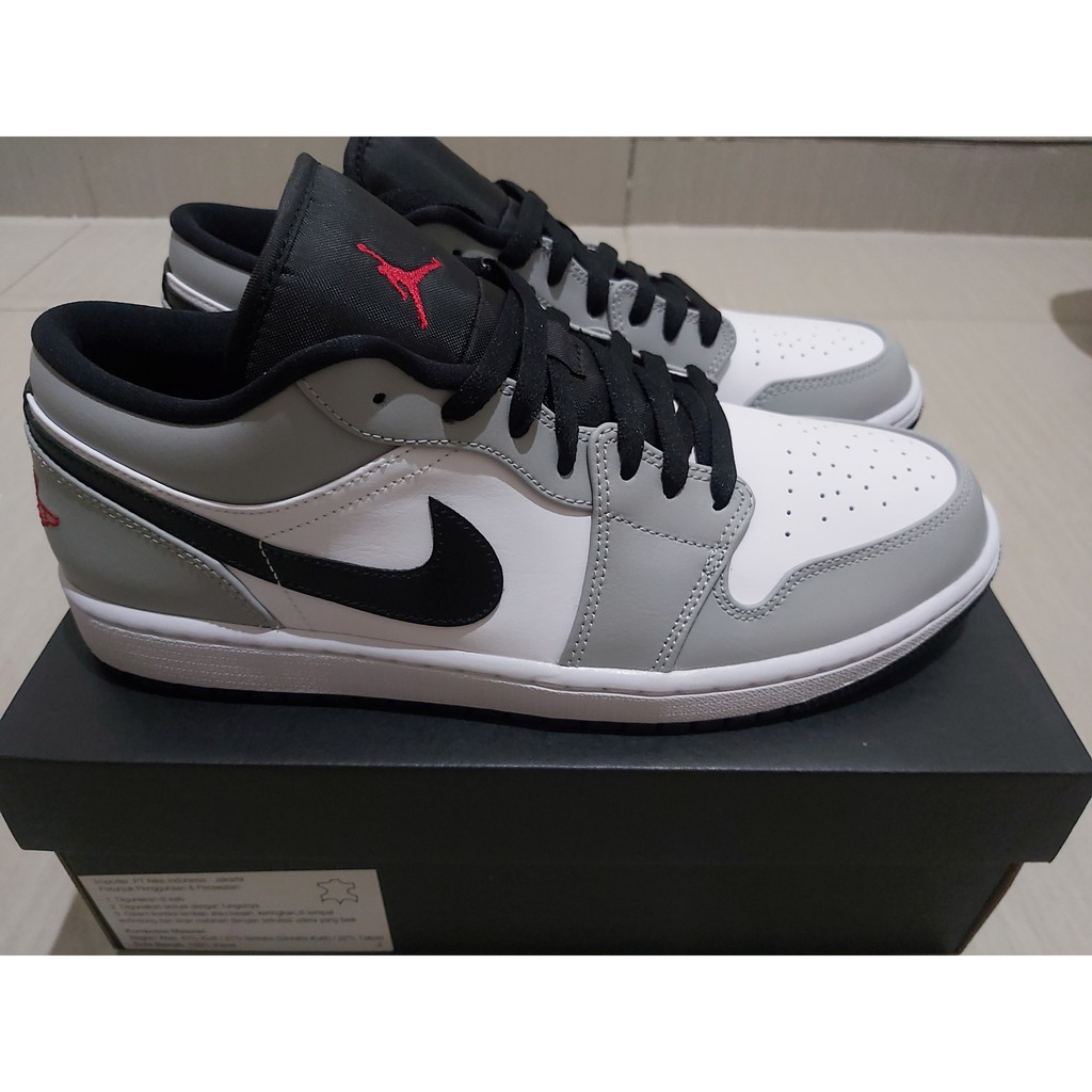 aj 1 light smoke grey low