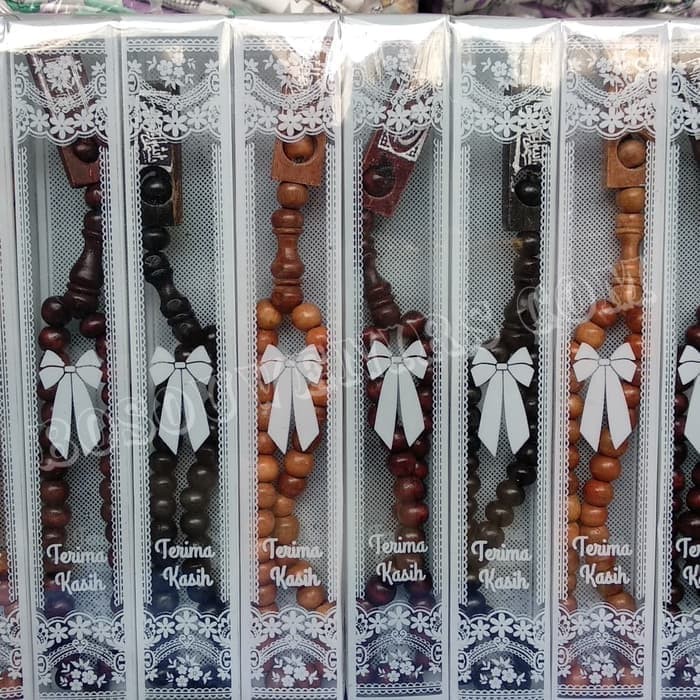 Souvenir Tasbih kayu kemasan Mika motif