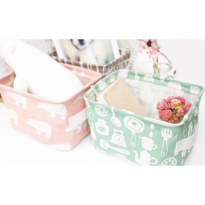 

Update Kotak Serbaguna Kanvas Ostrich & Polar Bear