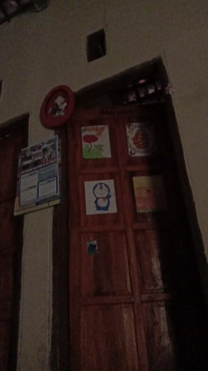 Mama Lemon Sabun Cairan Pencuci Piring Gelas Dan Wadah Plastik 780 Ml