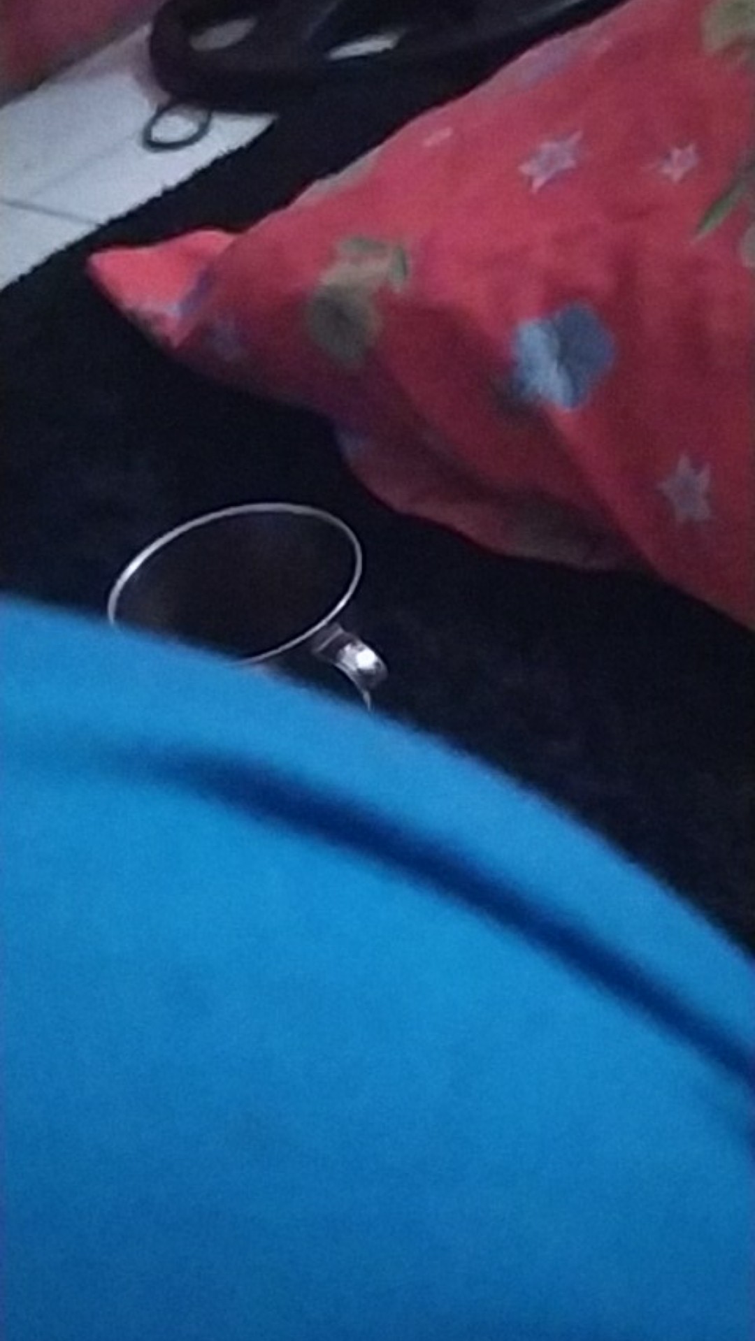 Sabun Cuci Baju Soklin Liquid 1 Renceng  Isi 12 Sachet